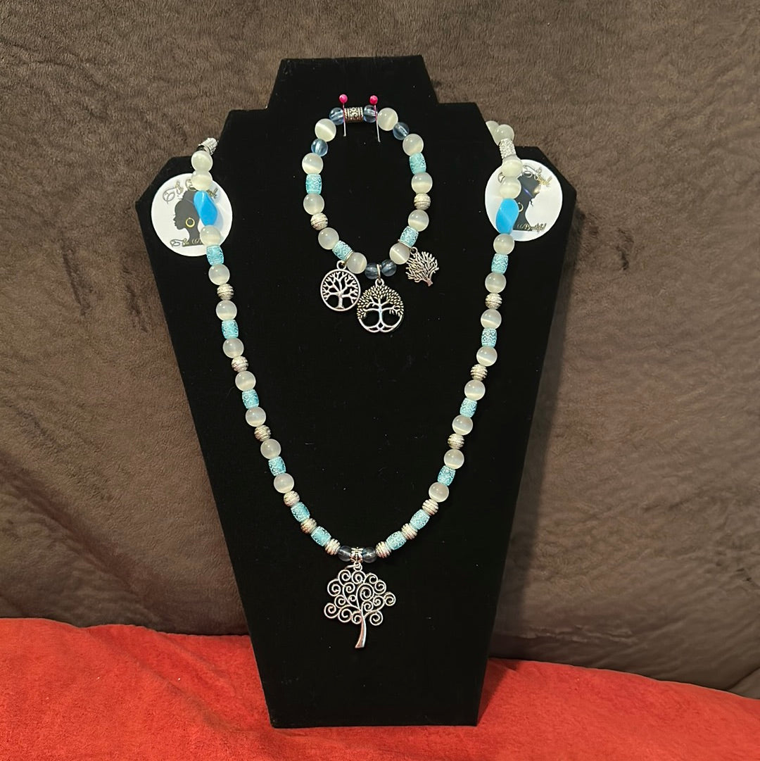 Necklace & bracelet set