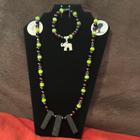 Necklace & bracelet set